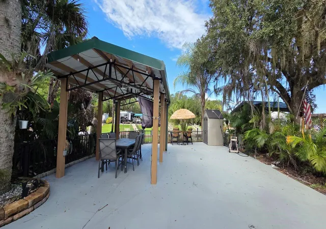 Photo 4 of Sale Pending at 561 Waterway Dr, River Ranch, FL 33867 | MLS# TB8470268 | Listing updated on 2026-09-28