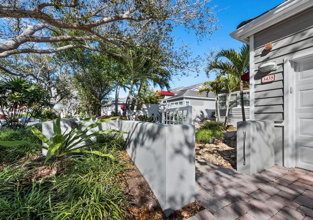 3rd image of 3435 Winding Oaks Dr, LONGBOAT KEY, FL 34228