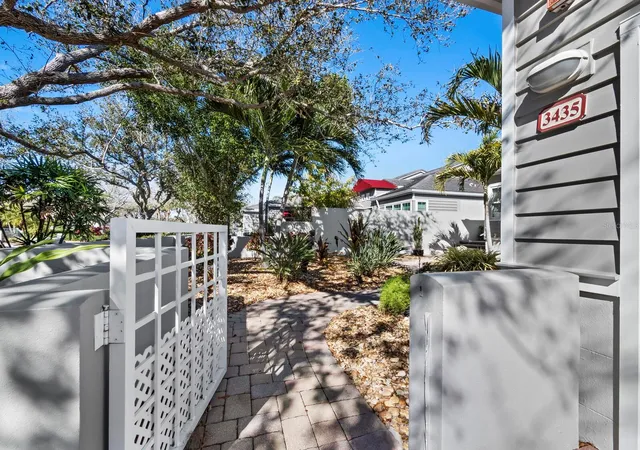 4th image of 3435 Winding Oaks Dr, LONGBOAT KEY, FL 34228