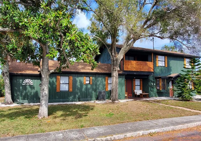 2nd image of 368 Ridge Rd Sw, Largo, FL 33770 | MLS# TB8470315