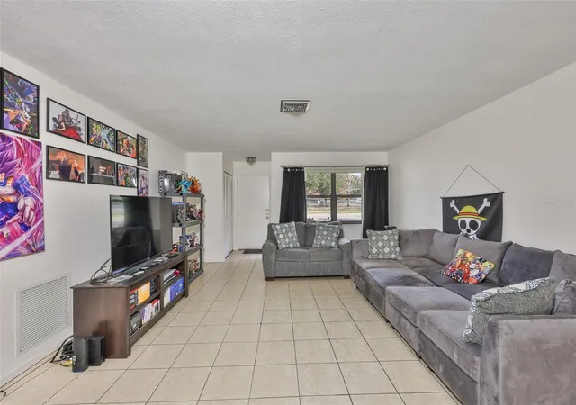 Photo 3 of Single family home for sale at 5534 22nd Avenue N, Saint Petersburg, FL | MLS# TB8470316 | Listing updated on 2026-07-28