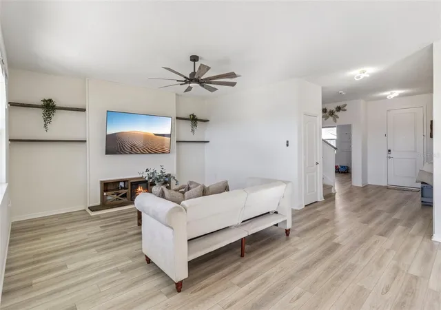 3rd image of 1280 Denali Dr, Winter Haven, FL 33881 | MLS# G5107453