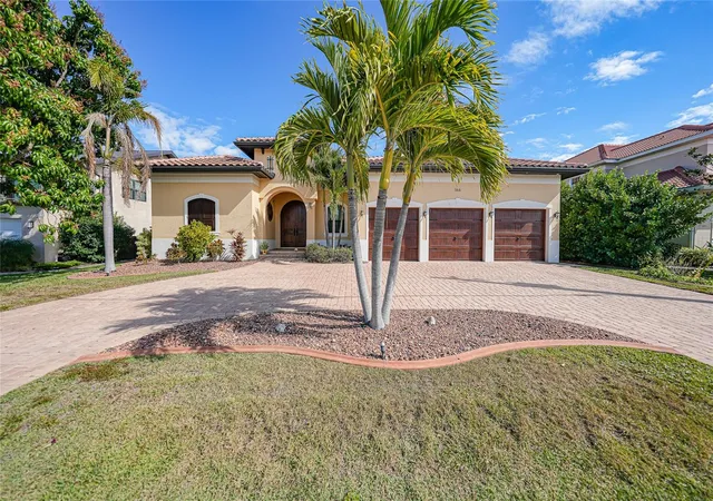 2nd image of 166 Hibiscus Dr, Punta Gorda, FL 33950 | MLS# C7521157
