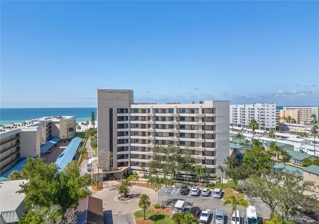 Photo 2 of Condo for sale at 5880 Midnight Pass Rd #804, Sarasota, FL 34242 | MLS# A4680425 | Listing updated on 2026-10-12