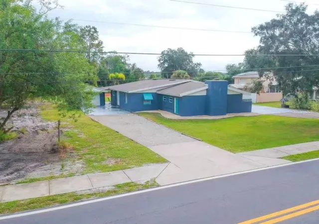 Photo 1 of Single family home for sale at 1731 Grayson Dr, Orlando, FL 32825 | MLS# O6378119 | Listing updated on 2026-09-04