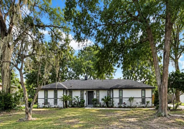 Single family home for sale at 3810 SE 22nd Place, OCALA, FL 34471 | MLS# O6378128