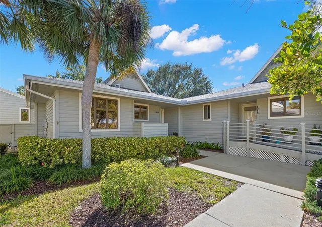 3rd image of 1013 Caravel Ct, Tarpon Springs, FL 34689 | MLS# TB8470429