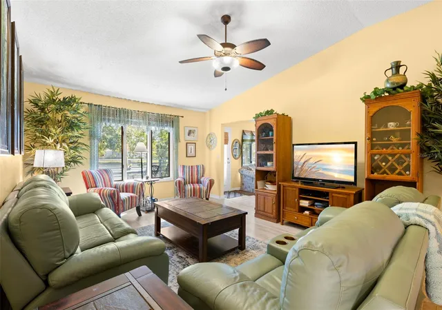 5th image of 1013 Caravel Ct, Tarpon Springs, FL 34689 | MLS# TB8470429