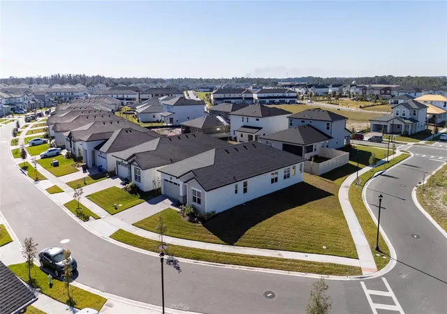 3rd image of 4836 Shady Pines Dr, Saint Cloud, FL 34772 | MLS# S5142774