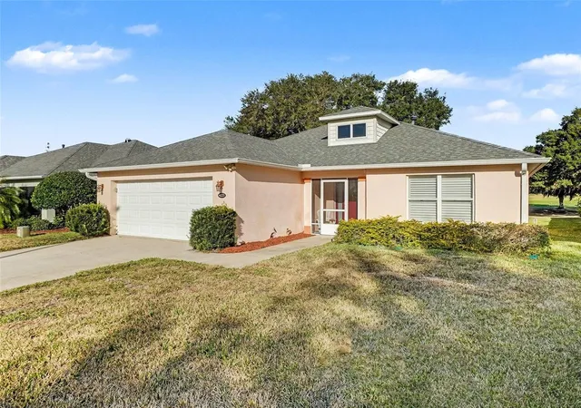 Photo 2 of Single family home for sale at 4223 Arlington Ridge Blvd, Leesburg, FL 34748 | MLS# O6378191 | Listing updated on 2026-09-24