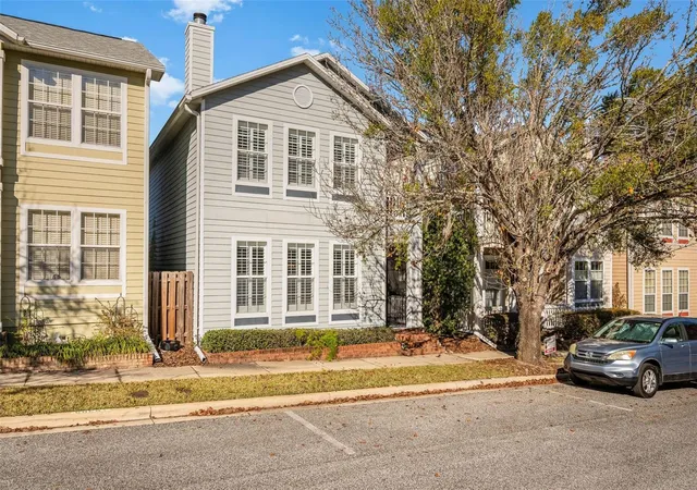 Photo 2 of Single family home for sale at 11550 Nw 17th Place, Gainesville, FL 32606 | MLS# GC537067 | Listing updated on 2026-08-01