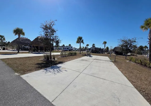 5th image of 54 Tiki Turn E, Lake Wales, FL 33898 | MLS# TB8470519