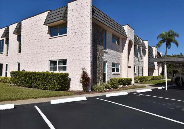 Photo 1 of Condo for sale at 121 Fernwood Cir #121, Seminole, FL 33777 | MLS# TB8470542 | Listing updated on 2026-08-11
