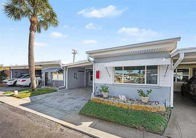 Photo 3 of Single family home for sale at 250 Rosery Rd Nw #219, Largo, FL 33770 | MLS# TB8470559 | Listing updated on 2026-09-26