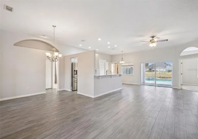 3rd image of 639 Lakehaven Cir, Orlando, FL 32828 | MLS# O6378276