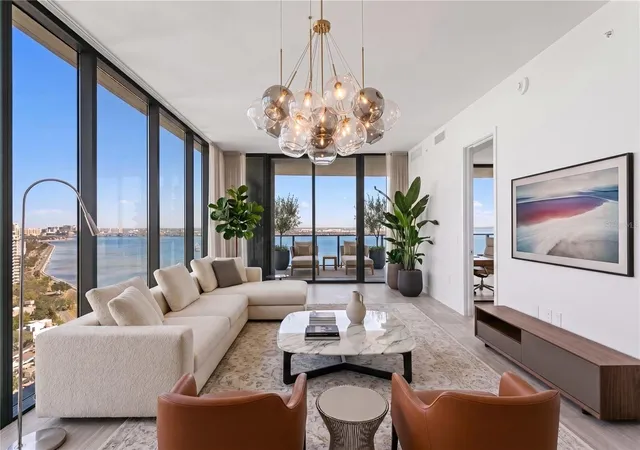 Photo 2 of Condo for sale at 3015 S Ysabella Ave #2301, Tampa, FL 33629 | MLS# TB8470584 | Listing updated on 2026-10-02