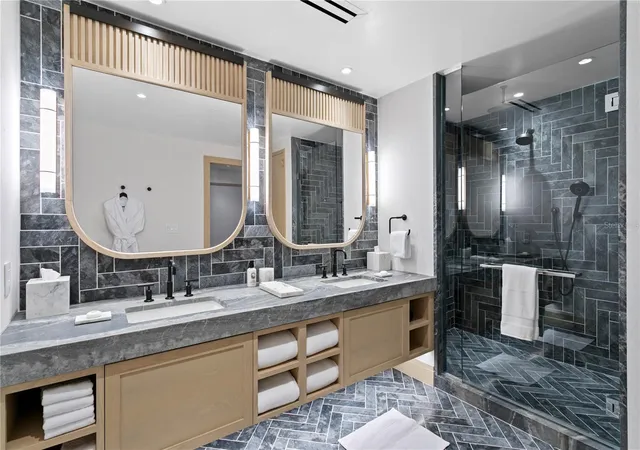 Homes for sale in Tampa, FL | 3015 S Ysabella Ave #2301, Tampa, FL 33629 | MLS# TB8470584