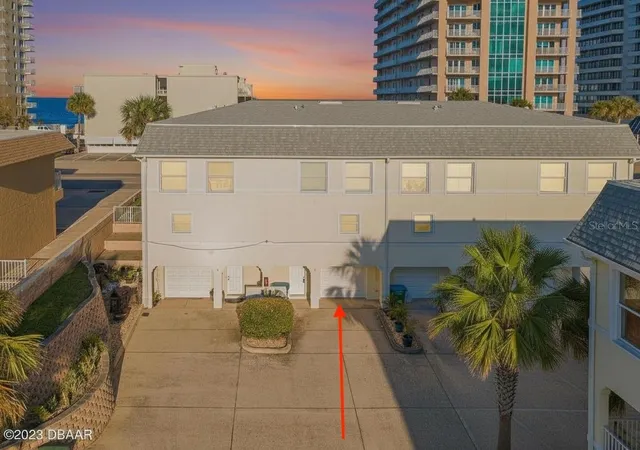 3rd image of 3733 Cardinal Blvd, Daytona Beach Shores, FL 32118