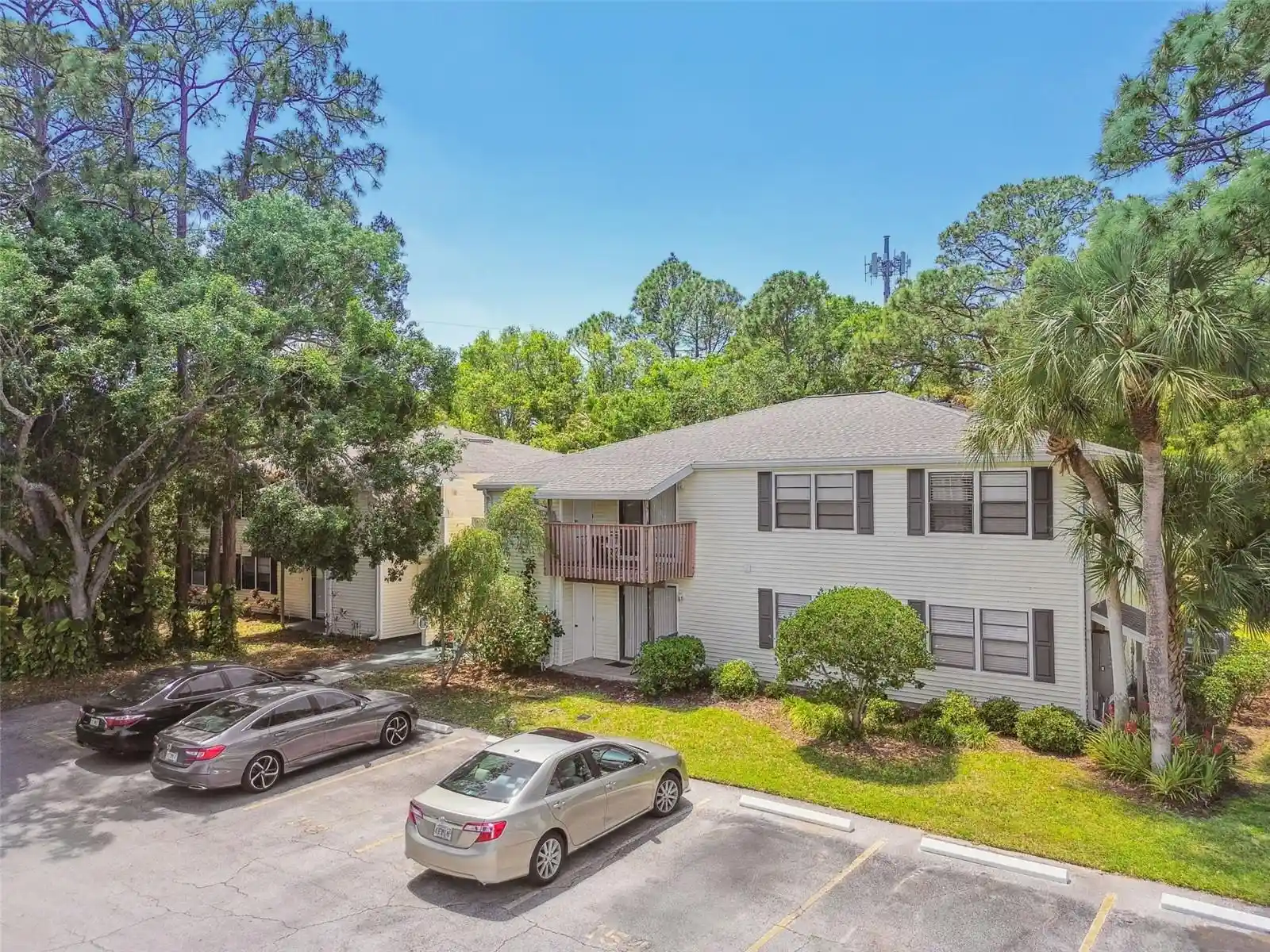 Listing Photo 44 - Condo for sale in 134 Sycamore Ln located at 134 Sycamore Ln, Oldsmar, FL 34677 - Unit 134 Sycamore Ln