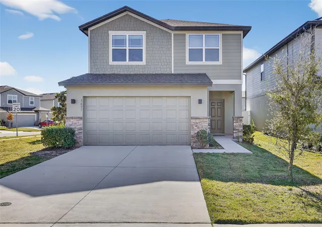 Photo 1 of Single family home for sale at 1691 Bear Mountain Ln, Clermont, FL 34715 | MLS# O6378381 | Listing updated on 2026-08-25