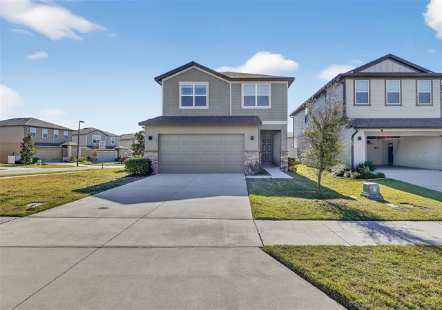Photo 3 of Single family home for sale at 1691 Bear Mountain Ln, Clermont, FL 34715 | MLS# O6378381 | Listing updated on 2026-08-25