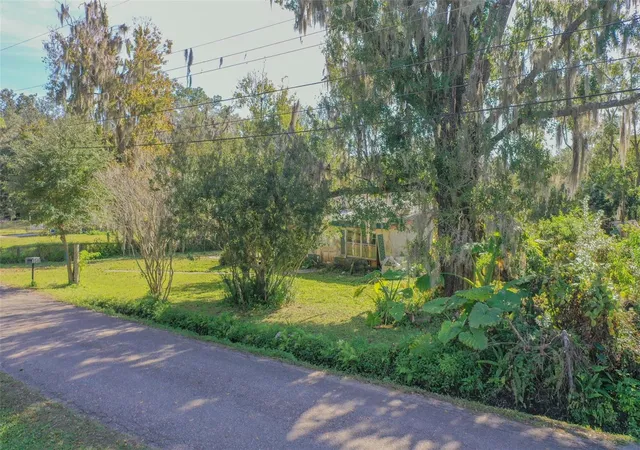 3rd image of 3346 Strickland Rd, Lakeland, FL 33810 | MLS# L4959044