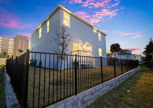 3rd image of 3828 S Atlantic Ave, Daytona Beach Shores, FL 32118 | MLS# V4947067