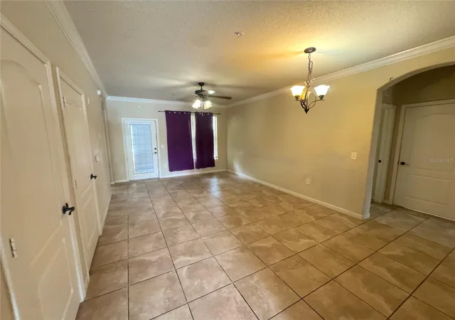4th image of 909 Charo Pkwy, Davenport, FL 33897