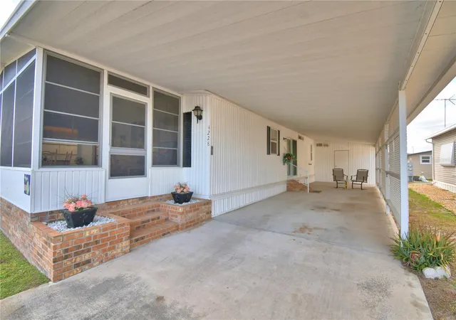 Photo 3 of Manufactured home for sale at 4228 Cedarwood St, Winter Haven, FL 33880 | MLS# P4937684 | Listing updated on 2026-07-28