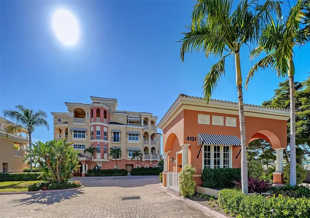 Homes for sale in LONGBOAT KEY, FL | 4127 Gulf Of Mexico Dr, LONGBOAT KEY, FL 34228