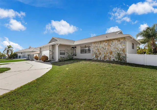 2nd image of 3848 Topsail Trl, New Port Richey, FL 34652 | MLS# G5107515