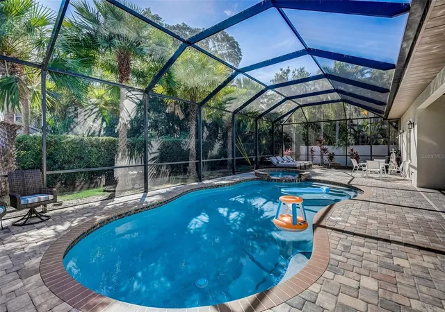 Photo 3 of Single family home for sale at 125 S Blvd Of Presidents, Sarasota, FL 34236 | MLS# A4680622 | Listing updated on 2026-09-28