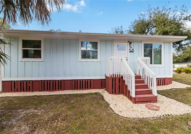Homes for sale in Nokomis, FL | 603 Church St, Nokomis, FL 34275 | MLS# A4680645