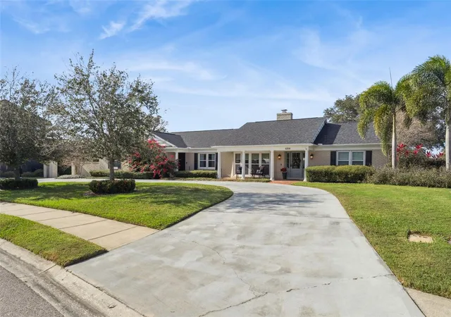 3rd image of 6204 Donegal Dr, Orlando, FL 32819 | MLS# O6378545