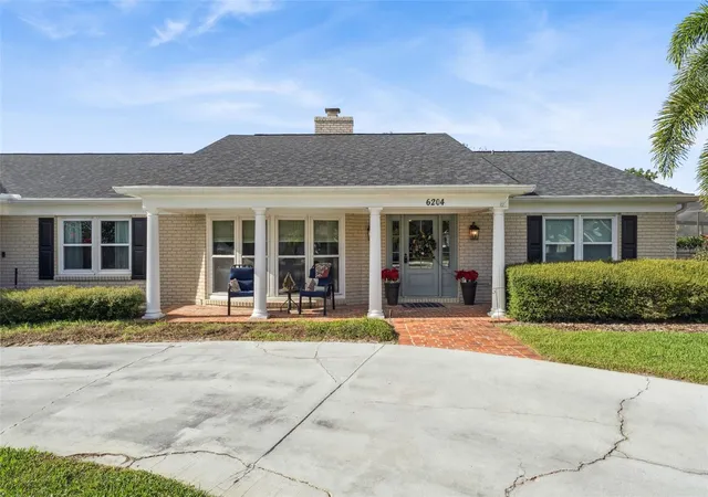 4th image of 6204 Donegal Dr, Orlando, FL 32819 | MLS# O6378545