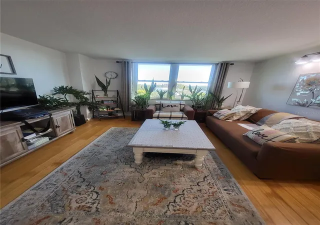 2nd image of 701 S Madison Ave #414, Clearwater, FL 33756 | MLS# O6378603