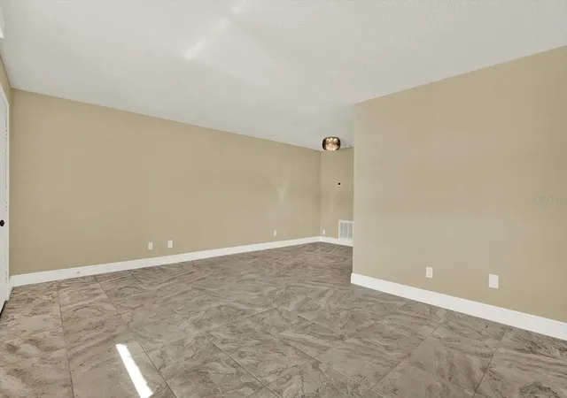 4th image of 9125 Tudor Dr, Tampa, FL 33615