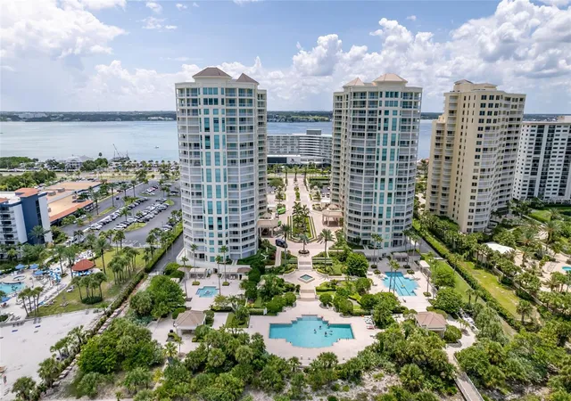 Homes for sale in Clearwater Beach, FL | 1170 Gulf Boulevard, Clearwater Beach, FL 33767 | Houzeo