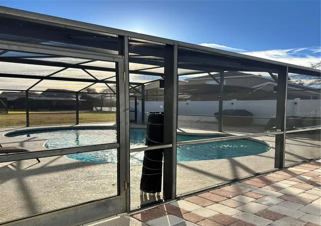 Photo 4 of Single family home for sale at 1838 Royal Ridge Dr, Davenport, FL 33896 | MLS# O6378645 | Listing updated on 2026-08-27