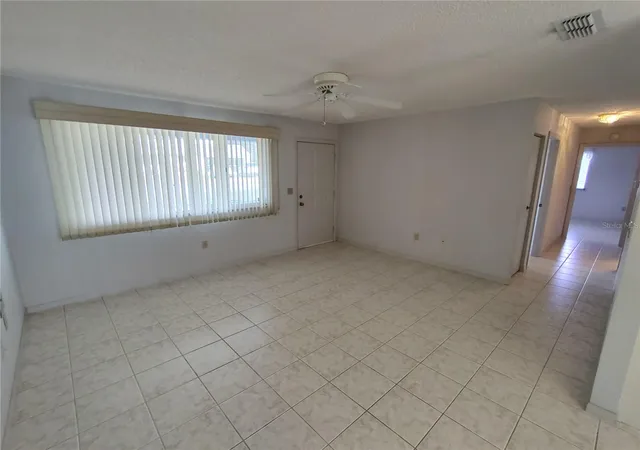 Photo 3 of Single family home for sale at 8690 Sw 108th Place, Ocala, FL 34481 | MLS# OM717859 | Listing updated on 2026-08-23