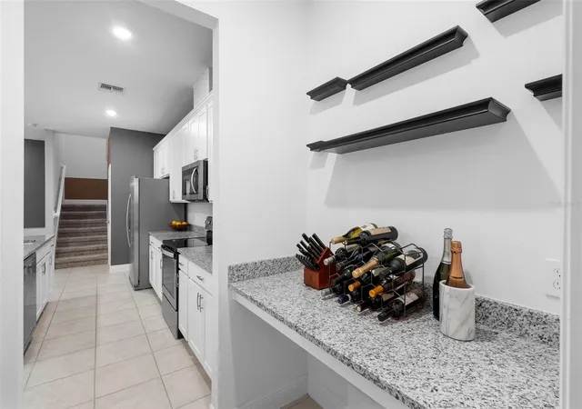 Photo 5 of Townhouse for sale at 14989 Apollo Bond Dr, Winter Garden, FL 34787 | MLS# O6378685 | Listing updated on 2026-08-05