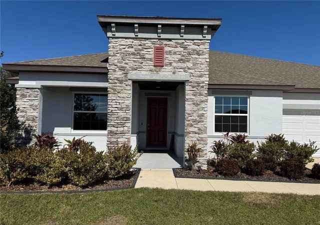 Photo 4 of Single family home for sale at 10190 Dolphin Gull Cir, Thonotosassa, FL 33592 | MLS# TB8471267 | Listing updated on 2026-08-25