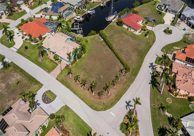 2nd image of 1423 Grebe Ct, Punta Gorda, FL 33950 | MLS# C7521320