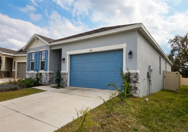 2nd image of 693 Crown Rose Dr, Eagle Lake, FL 33839 | MLS# S5142913