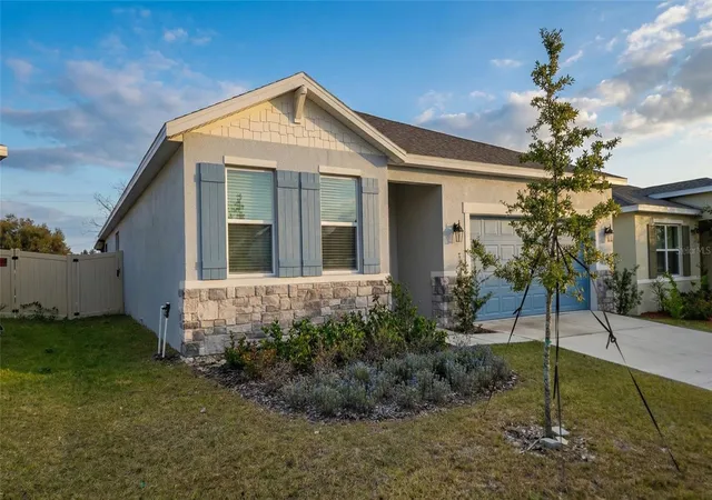 3rd image of 693 Crown Rose Dr, Eagle Lake, FL 33839 | MLS# S5142913