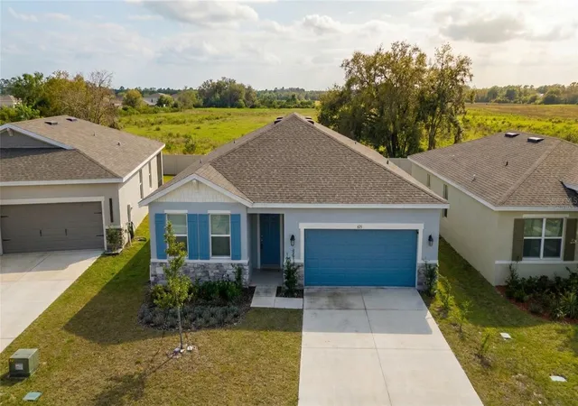4th image of 693 Crown Rose Dr, Eagle Lake, FL 33839 | MLS# S5142913