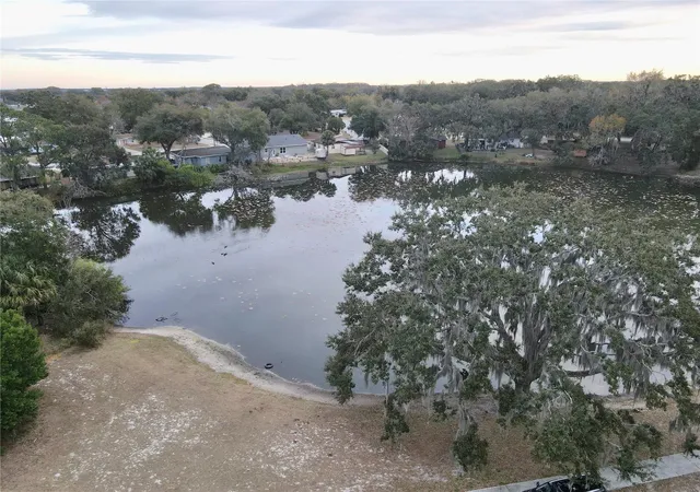 24th image of 1311 Braebury Dr, Leesburg, FL 34748 | MLS# O6378780