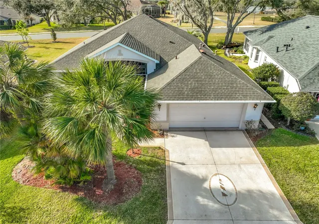 Photo 1 of Single family home for sale at 5685 Gulf Strm St, Tavares, FL 32778 | MLS# G5107595 | Listing updated on 2026-09-12