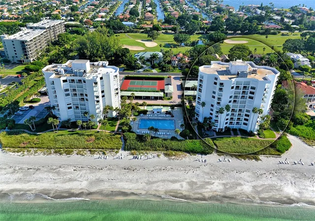 Photo 2 of Condo for sale at 1000 Longboat Clb Rd #403, Longboat Key, FL 34228 | MLS# A4680791 | Listing updated on 2026-09-01