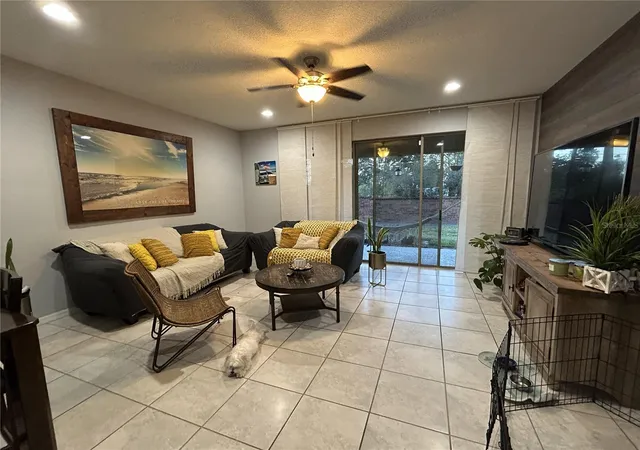 Photo 3 of Townhouse for sale at 10813 Corsican St #10, Orlando, FL 32824 | MLS# S5142920 | Listing updated on 2026-08-10